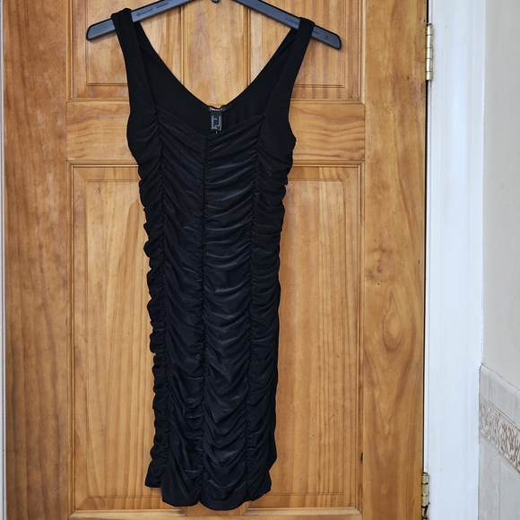 NWT Forever 21 Black Ruched Stretch Sleeveless Women Mini Dress, Size M - Picture 1 of 12